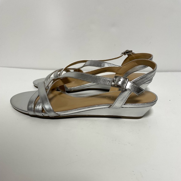 Talbots Silver Capri Leather Cross Straps Low Heel Sandals Womens 9 - Picture 7 of 7
